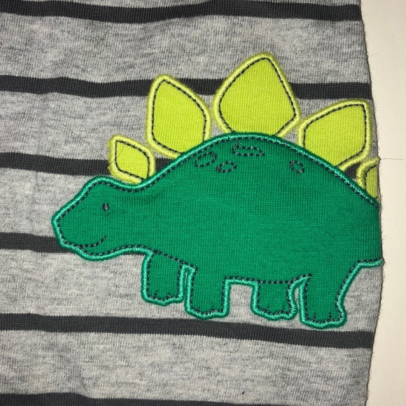 Boys long sleeve onsie. - Picture 2 of 3